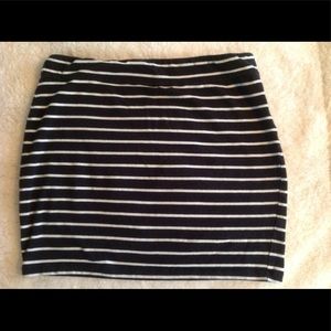 Forever 21. Cotton skirt. Sz. L.